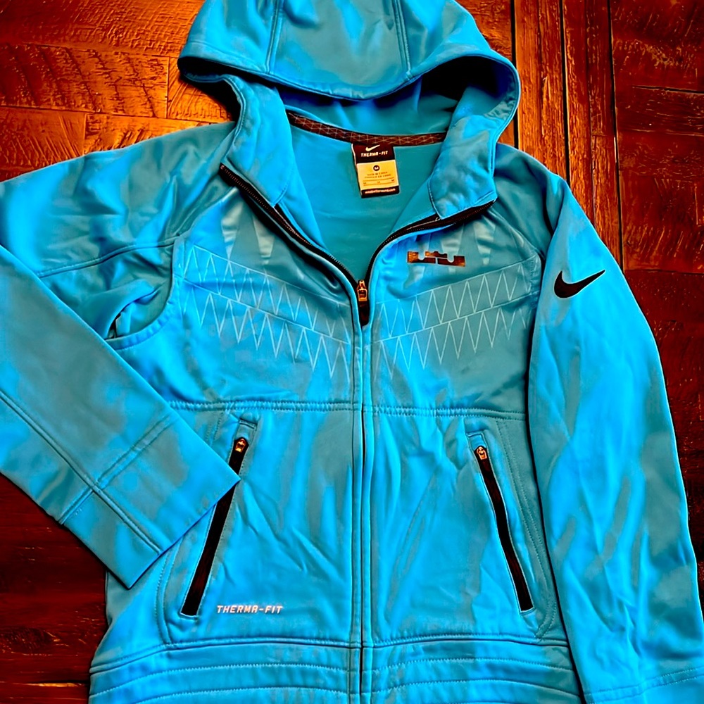 Nike Lebron James hoodie jacket